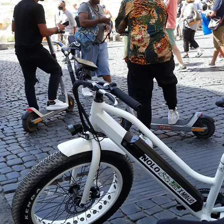 ゲストハウス Bici Grill Decimo Miglio Aeroporto チャンピーノ